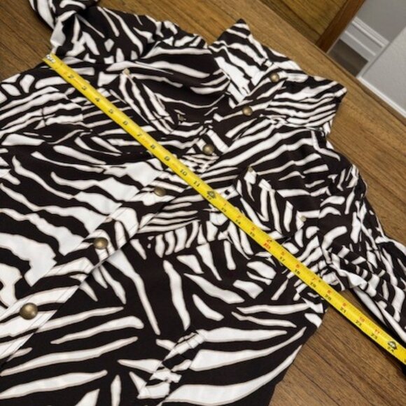 ZENERGY by CHICO'S Neema Zebra Print Jacket - Picture 12 of 15